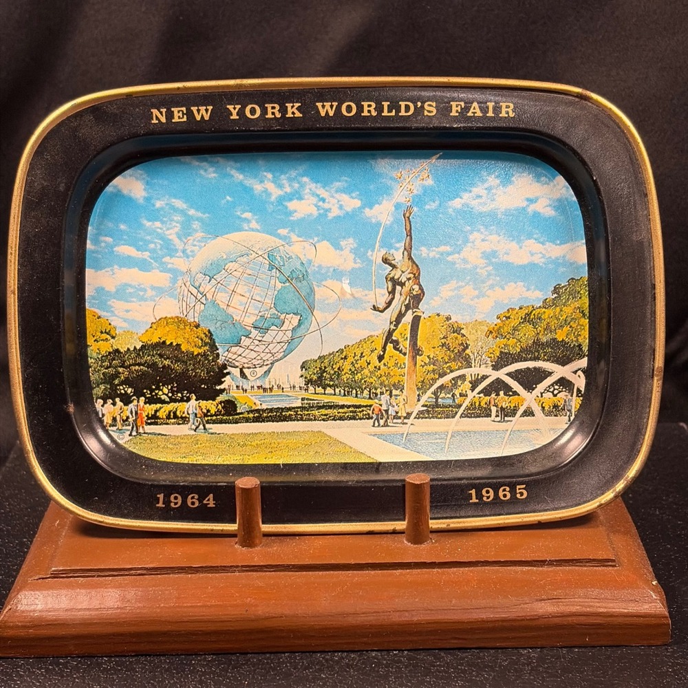 Fabcraft 1964 1965 New York Worlds Fair Unisphere Metal Souvenir Tray Item 312